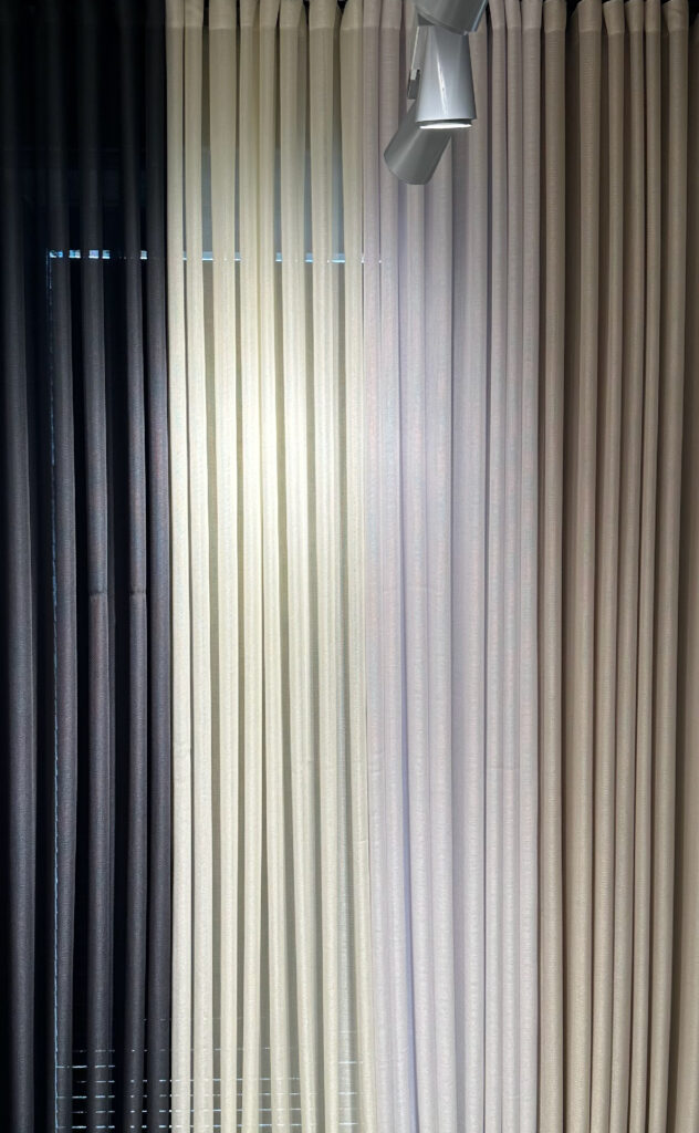 Bronley (Perde të holla)