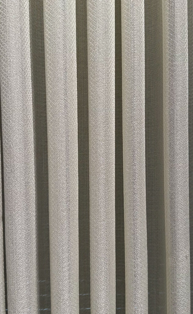 Bronley (Perde të holla)