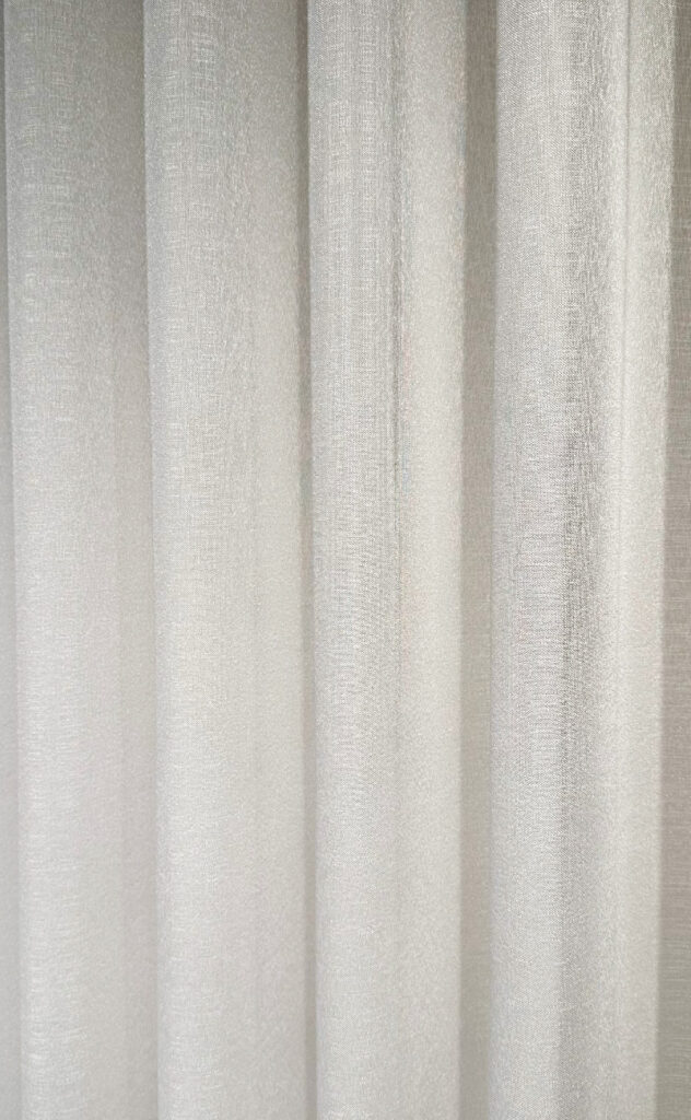 Rosin Ozel (Perde të holla)