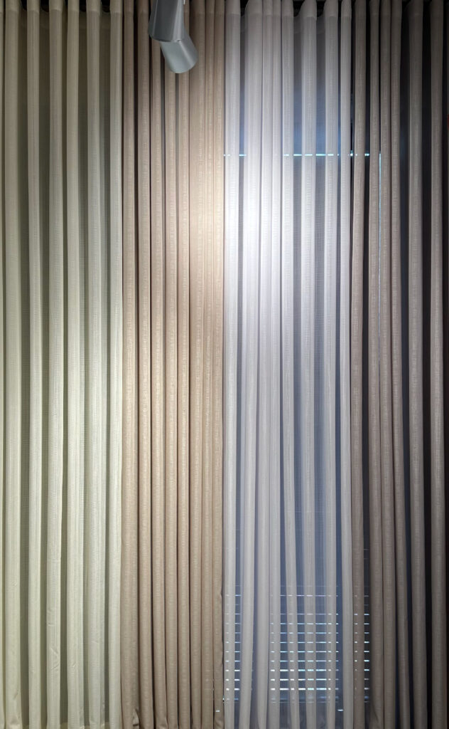 Spice (Perde të holla)