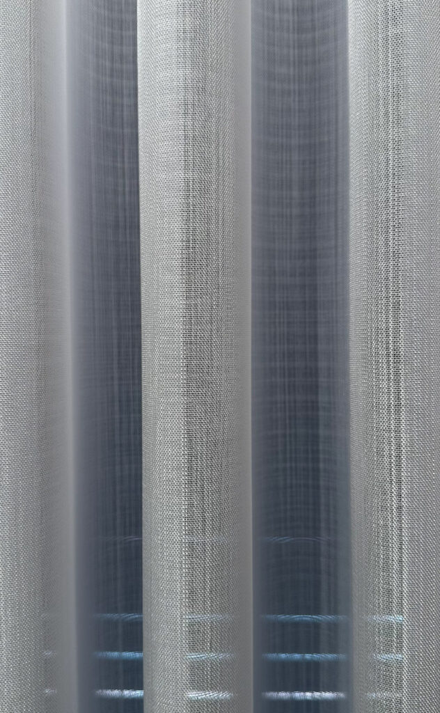 Spice (Perde të holla)