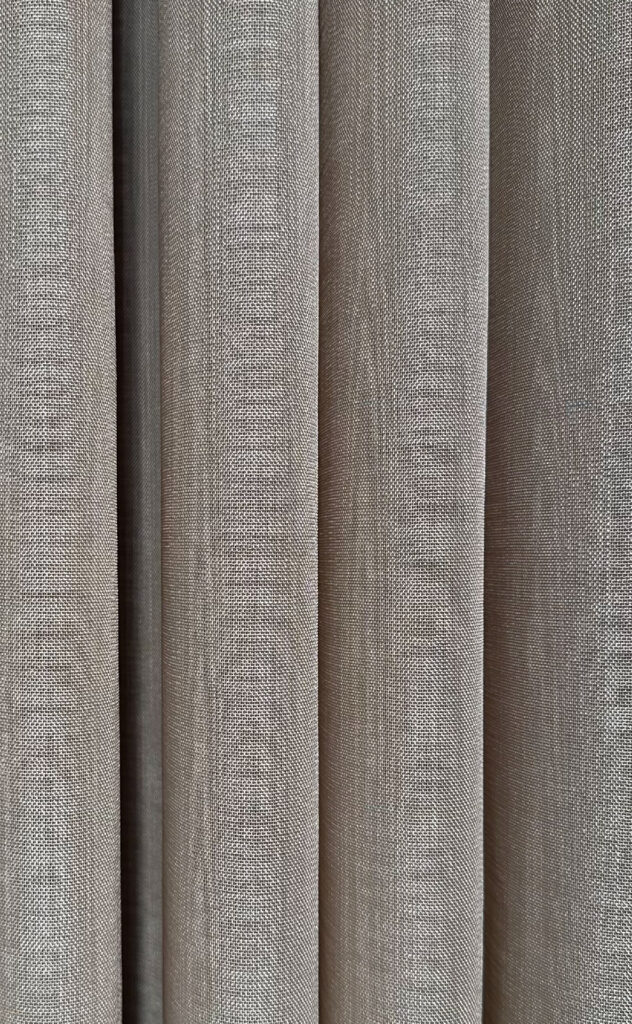 Spice (Perde të holla)