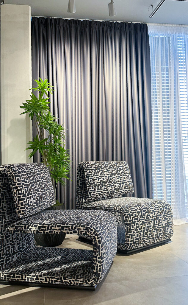 Black Out (Perde të trasha)