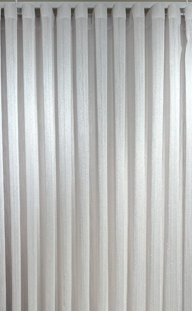 Rio (Perde të holla)